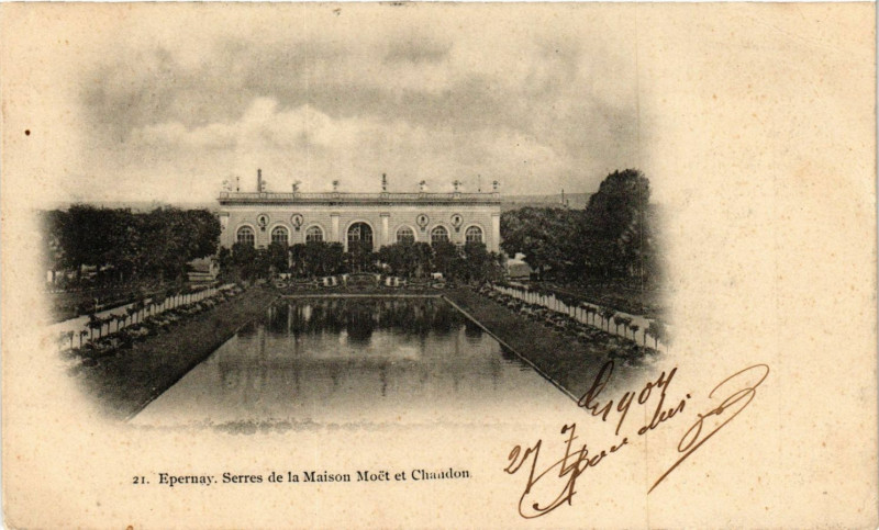 Carte postale ancienne Epernay - Serres de la Maison Moet et Chandon à Épernay