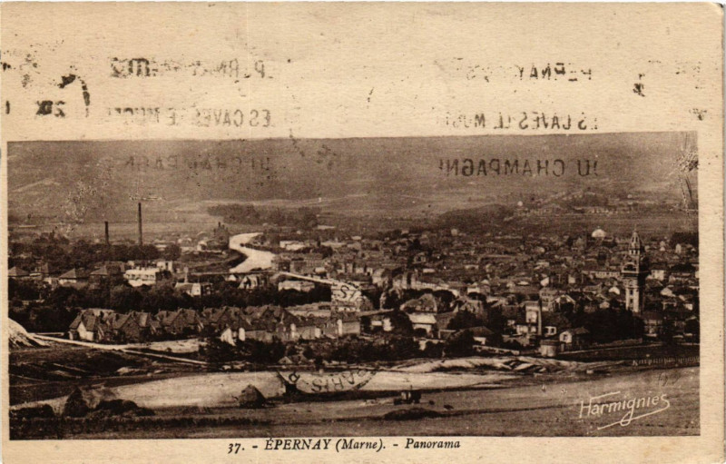 Carte postale ancienne Epernay - Panorama à Épernay