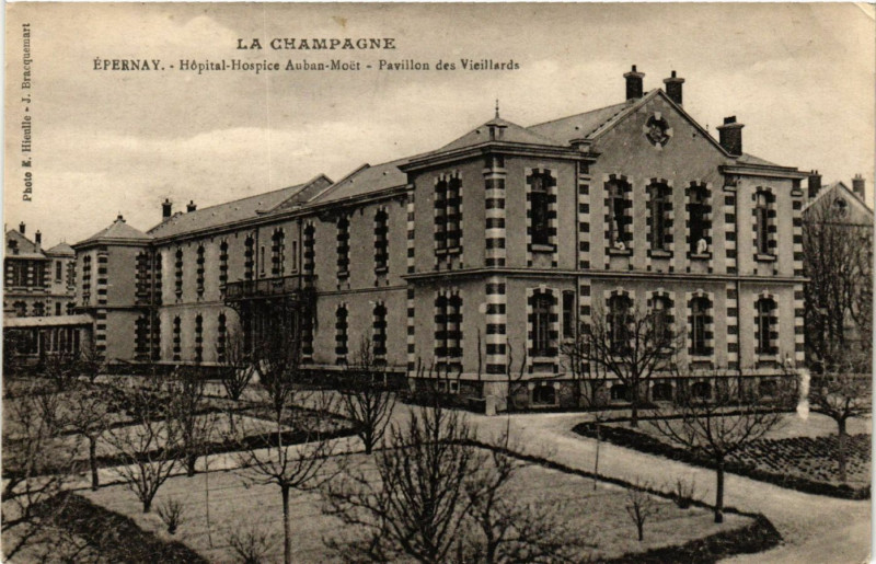 Carte postale ancienne La Campagne - Epernay - Hopital-Hospice Auban-Moet - Pavillon des à Épernay
