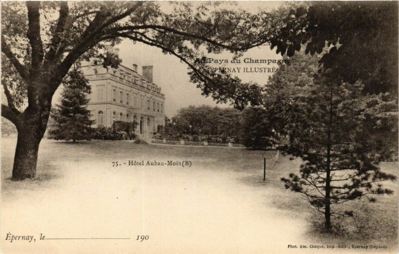 Carte postale ancienne Epernay Illustré - Hotel Auban-Moet à Épernay