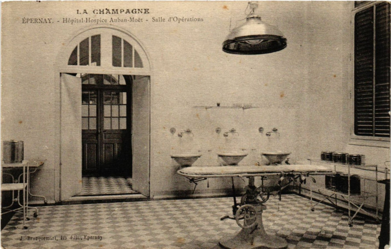 Carte postale ancienne La Campagne - Epernay - Hopital-Hospice Auban-Moet-Salle à Épernay