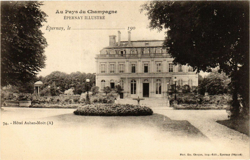 Carte postale ancienne Epernay Illustré - Hotel Auban-Moet à Épernay