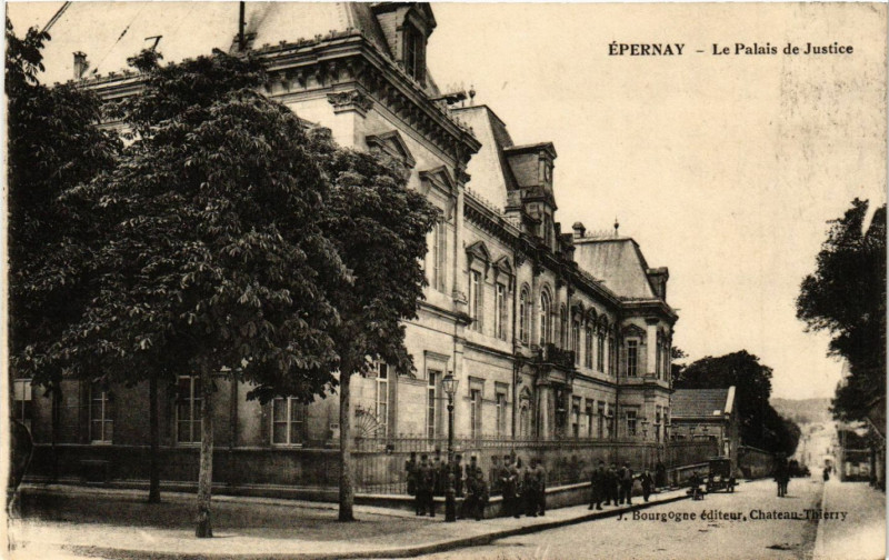 Carte postale ancienne Epernay - Le Palais de Justice à Épernay