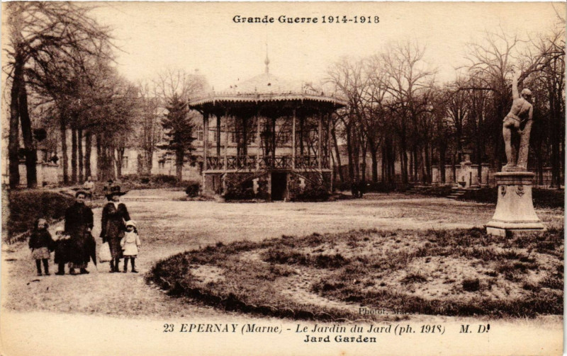 Carte postale ancienne Grande Guerre 1914-1918 - Epernay - Le Jardin du Jard à Épernay