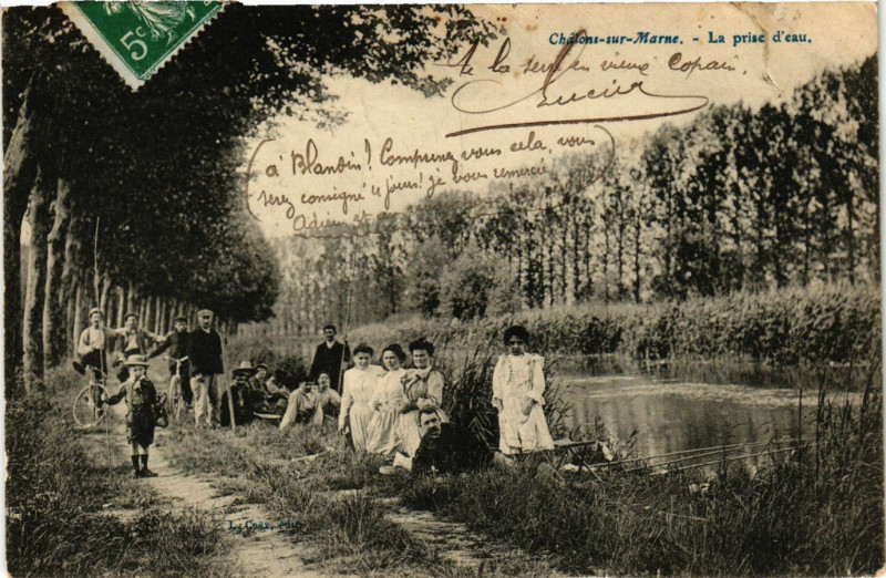 Carte postale ancienne Chalons-sur-Marne - La prise d'eau