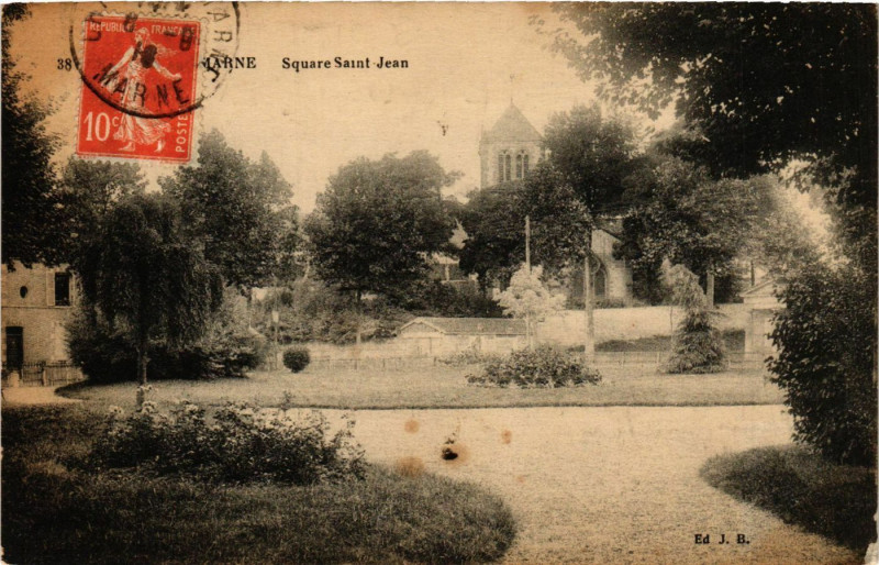 Carte postale ancienne Chalons-sur-Marne - Square Saint-Jean