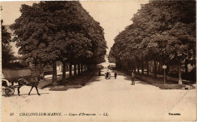 Carte postale ancienne Chalons-sur-Marne - Cours d'Ormesson à Ormes