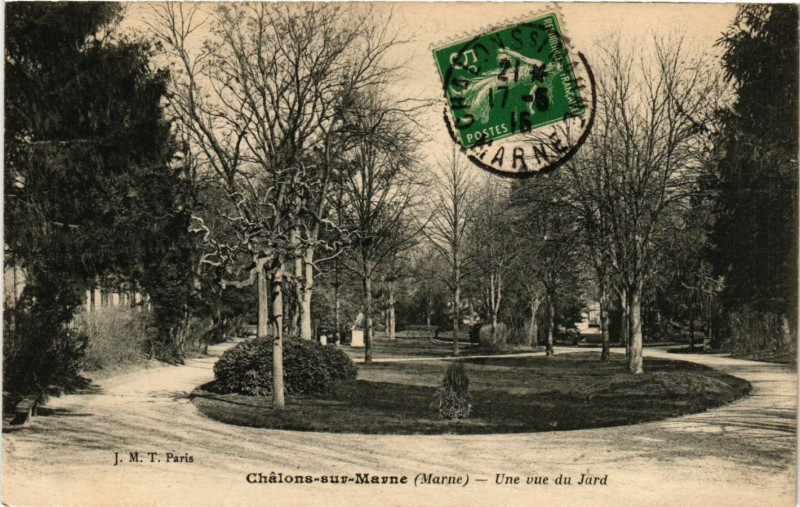 Carte postale ancienne Chalons-sur-Marne - Une vue du Jard
