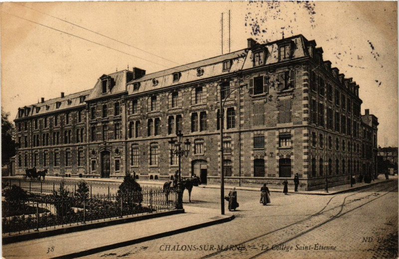 Carte postale ancienne Chalons-sur-Marne - Le College Saint-etienne