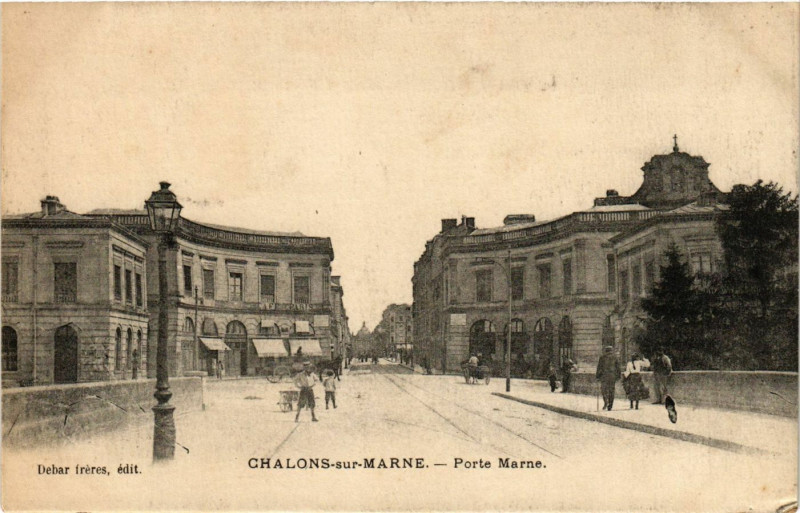 Carte postale ancienne Chalons-sur-Marne - Porte Marne