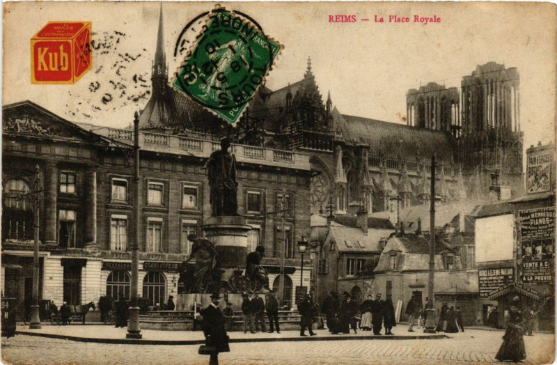 Carte postale ancienne Reims - La Place Royale à Reims