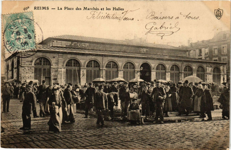 Carte postale ancienne Reims - La Place des Marches et les Halles à Reims