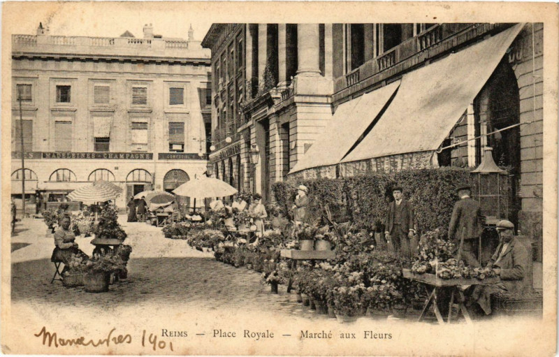 Carte postale ancienne Reims - Place Royale - Marche aux Fleurs à Reims