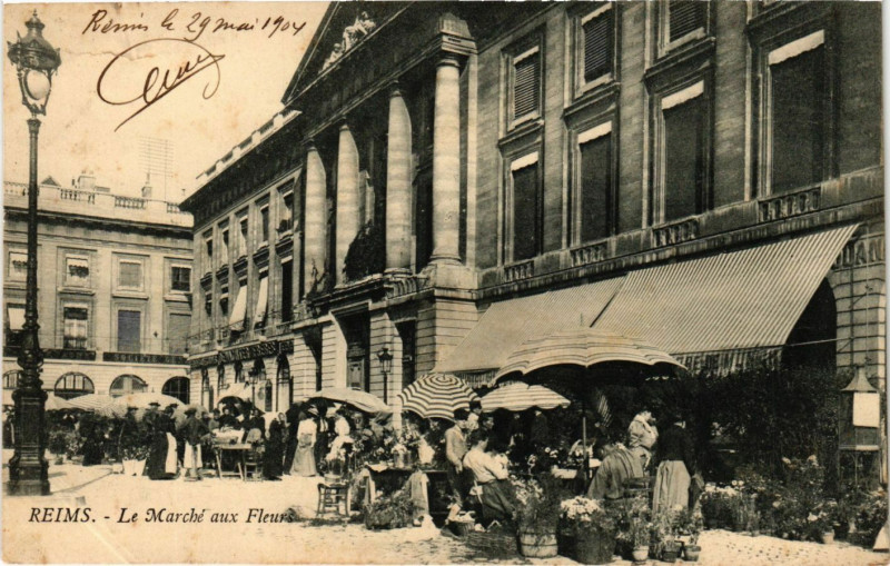 Carte postale ancienne Reims - Le Marche aux Fleurs à Reims
