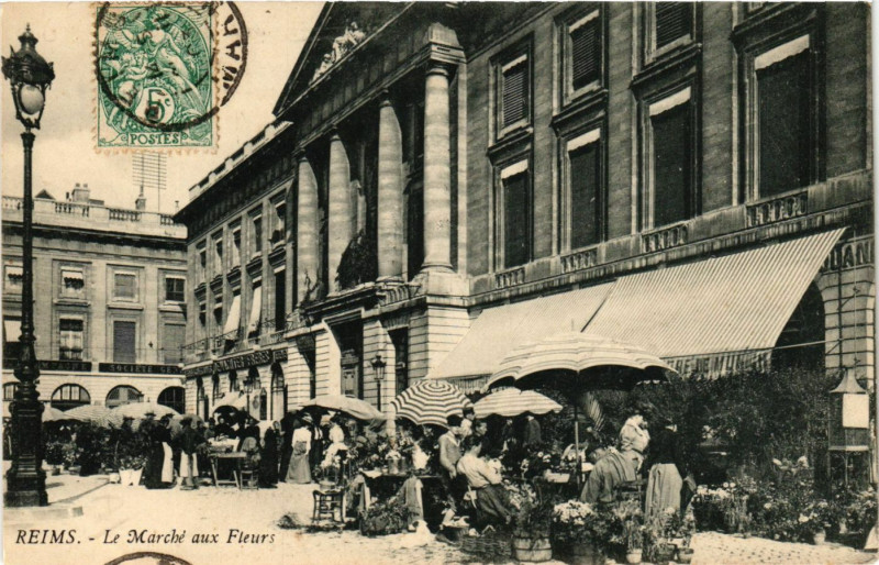 Carte postale ancienne Reims - Le Marche aux Fleurs à Reims