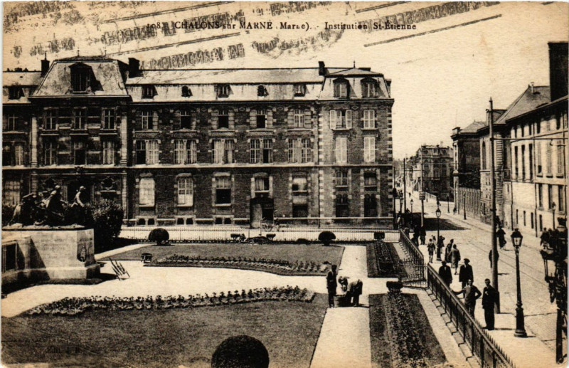 Carte postale ancienne Chalons-sur-Marne - Institution Saint-etienne