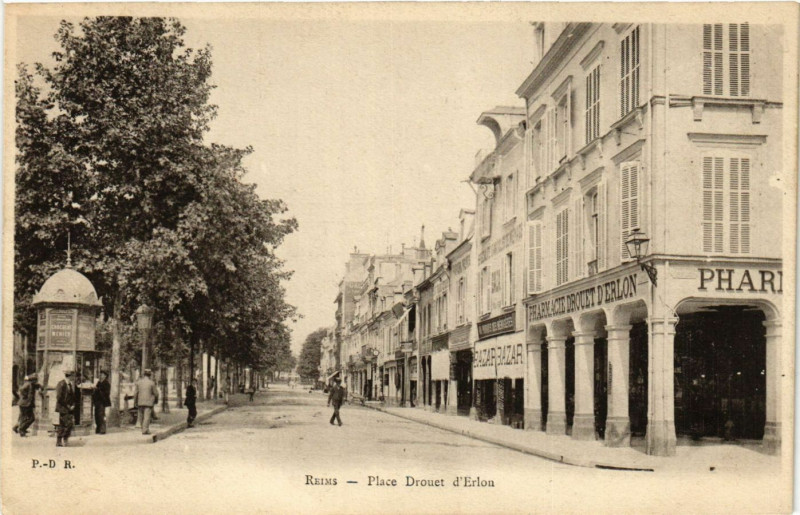 Carte postale ancienne Reims - Place Drouet d'Erlon à Reims