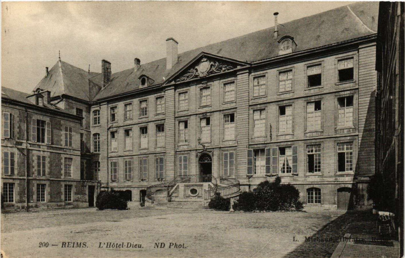 Carte postale ancienne Reims - L'Hotel-Dieu à Reims