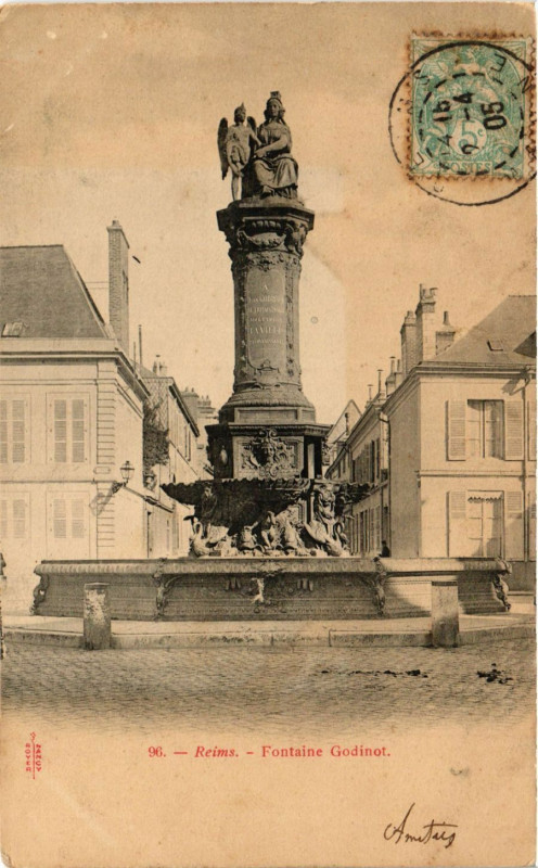 Carte postale ancienne Reims - Fontaine Godinot à Reims