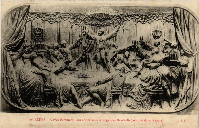 Carte postale ancienne Reims - Les Caves Pommery - Un Diner sous la Régance (Bas-Relief à Reims