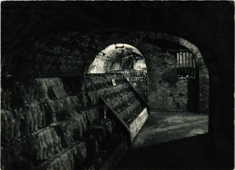 Carte postale ancienne Vins en Masses