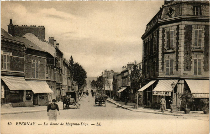 Carte postale ancienne Epernay - La Route de Magenta-Dizy à Épernay