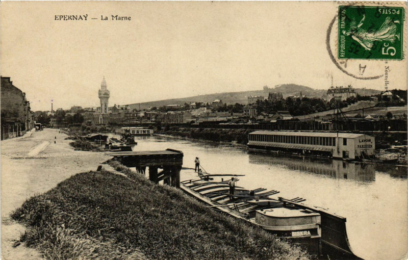 Carte postale ancienne Epernay - La Marne à Épernay