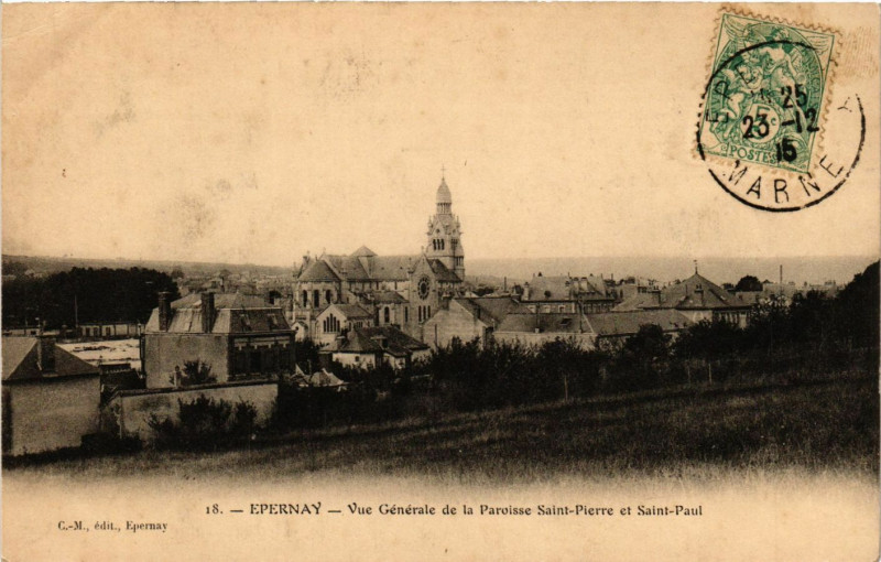 Carte postale ancienne Epernay - Vue Générale de la Paroisse Saint-Pierre et Saint-Paul à Épernay