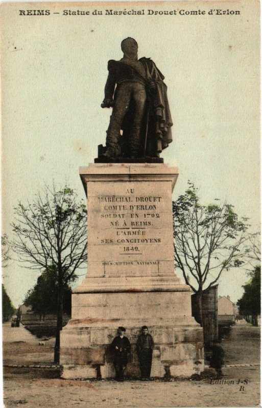 Carte postale ancienne Reims - Statue du Maréchal Drouet Comte d'Erlon à Reims