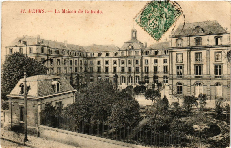 Carte postale ancienne Reims - La Maison de Retraite à Reims