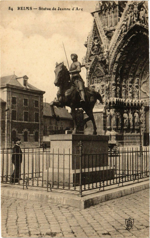Carte postale ancienne Reims - Statue de Jeanne d'Arc à Reims
