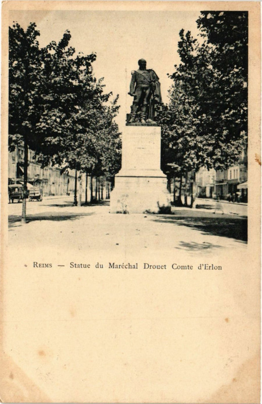 Carte postale ancienne Reims - Statue du Maréchal Drouet Comte d'Erlon à Reims