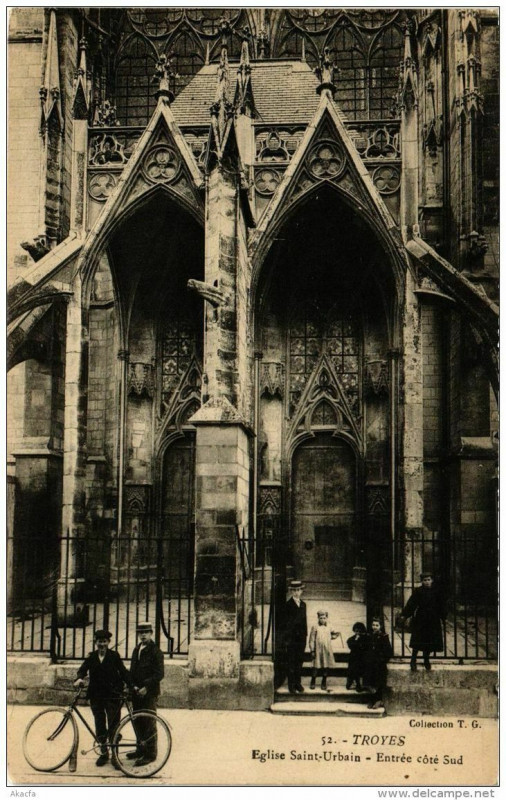 Carte postale ancienne Troyes Eglise Saint-Urbain Entrée cote Sud à Troyes