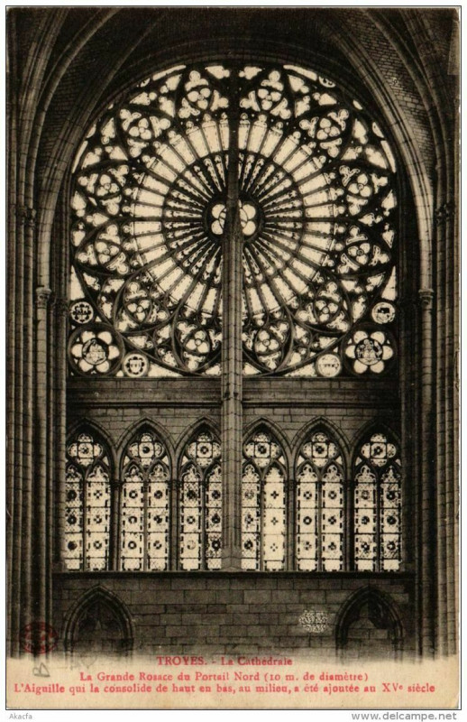 Carte postale ancienne Troyes La Cathédrale à Troyes