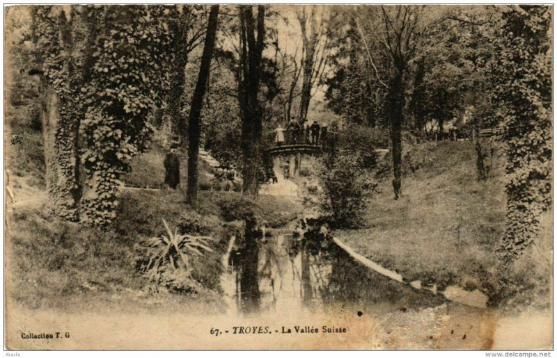 Carte postale ancienne Troyes La Vallée Suisse à Troyes