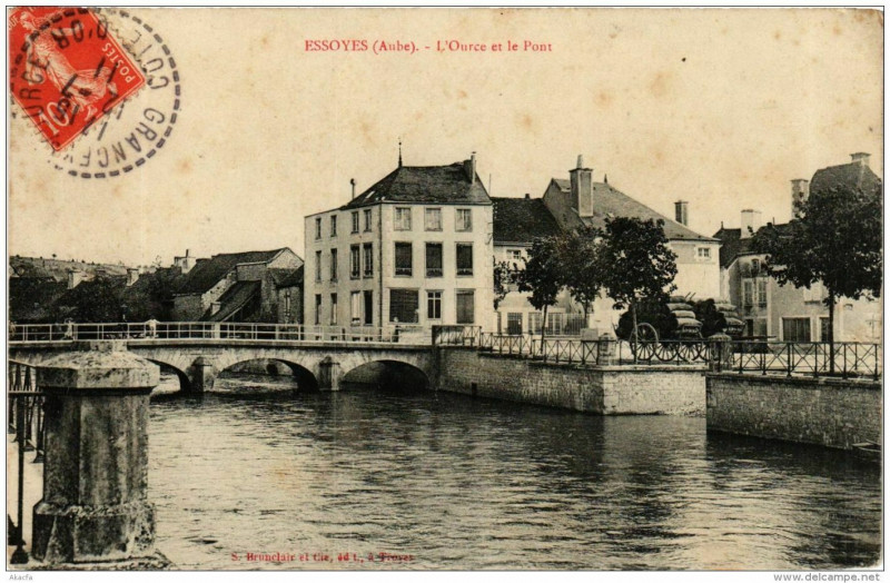 Carte postale ancienne Essoyes L'Ource et le Pont à Essoyes