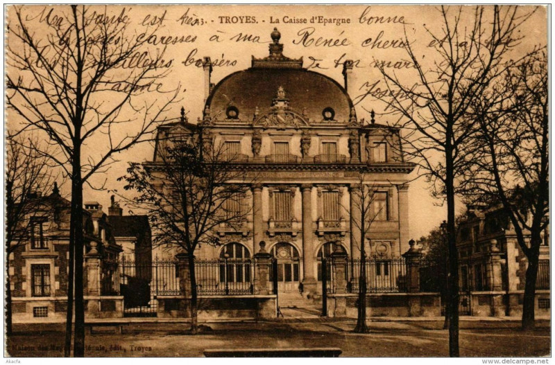 Carte postale ancienne Troyes La Caisse d'Epargne à Troyes