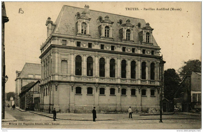 Carte postale ancienne Troyes Pavillon Audiffred à Troyes