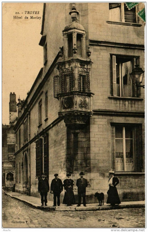 Carte postale ancienne Troyes Hotel de Marizy à Troyes