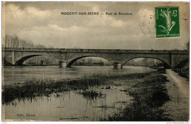 Carte postale ancienne Nogent-sur-Seine Pont de Bernieres à Nogent-sur-Seine