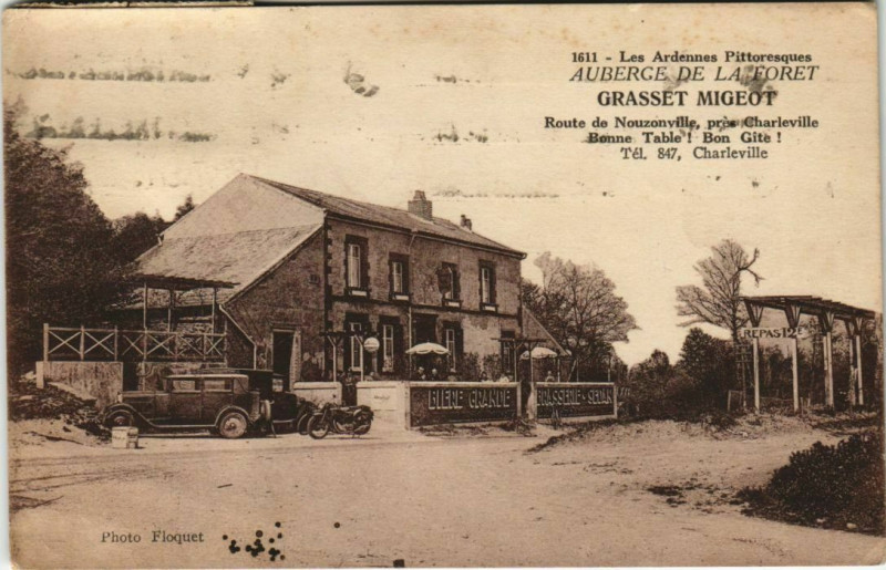 Carte postale ancienne Route de Nouzonville Auberge de la Foret Grasset Migeot à Nouzonville