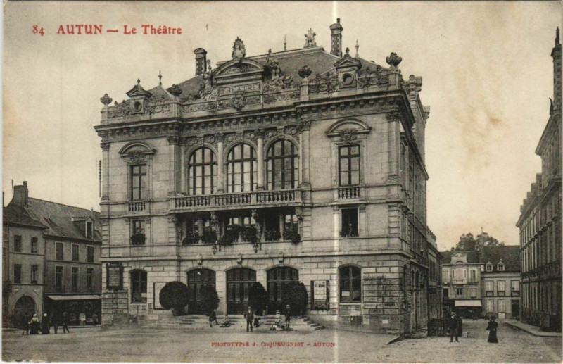 Carte postale ancienne Autun Le Theatre à Autun