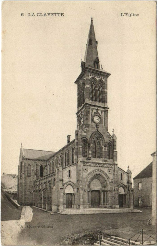 Carte postale ancienne La Clayette L'Eglise à La Clayette