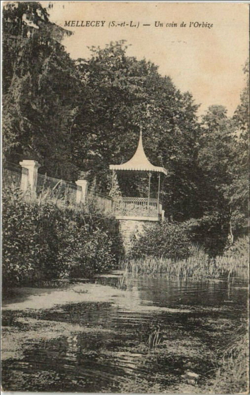 Carte postale ancienne Mellecey Un Coin de l'Orbize à Mellecey