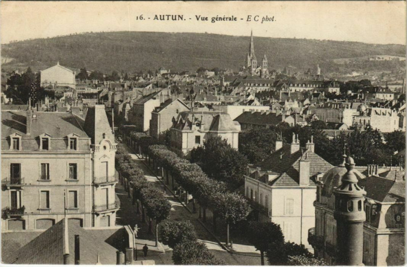 Carte postale ancienne Autun Vue Generale à Autun