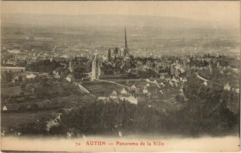 Carte postale ancienne Autun Panorama de la Ville à Autun
