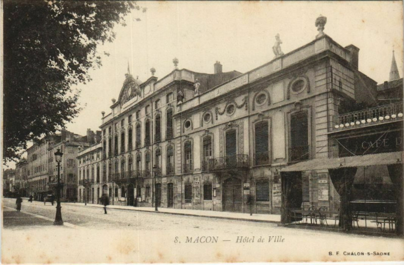 Carte postale ancienne Macon Hotel de Ville