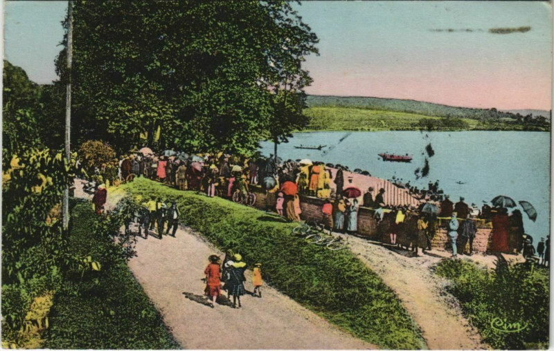 Carte postale ancienne Joutes Digonnaises a l'Etang du Plessis