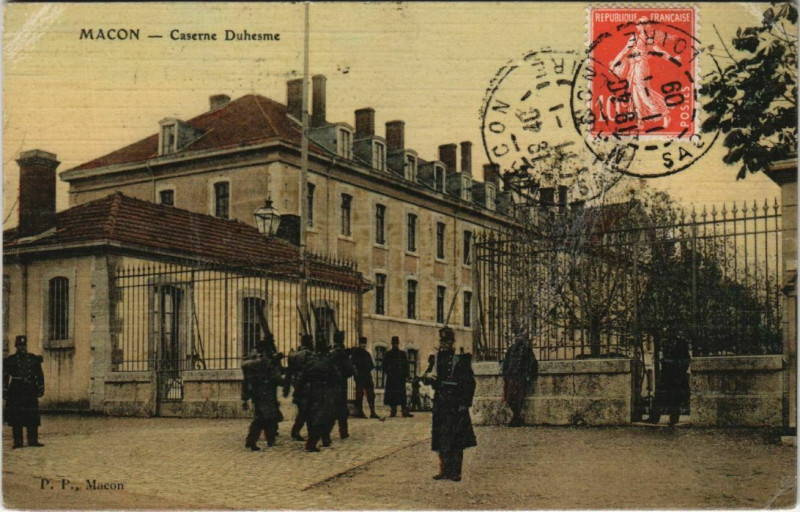 Carte postale ancienne Macon Caserne Duhesme