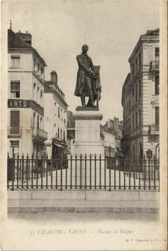 Carte postale ancienne Chalon-sur-Saone Statue de Niepce